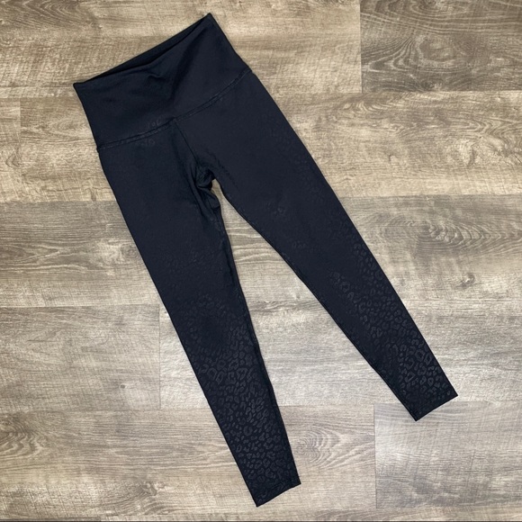 Beyond Yoga Grey Leopard Leggings